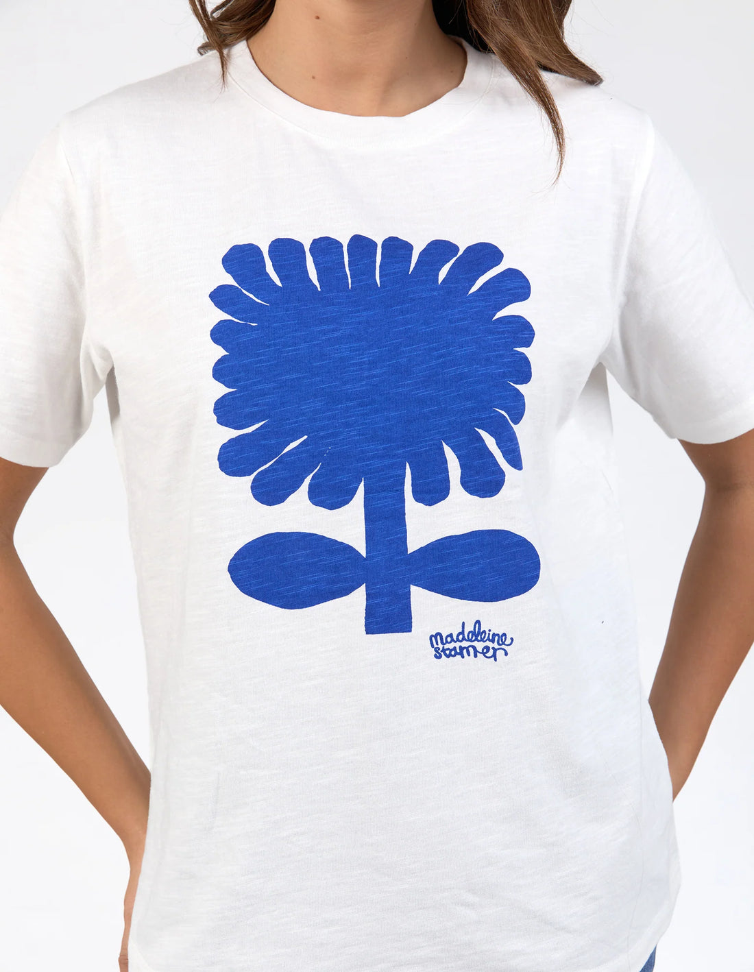 closer look to Madeline Stamer Tee - Marshmallow flower design