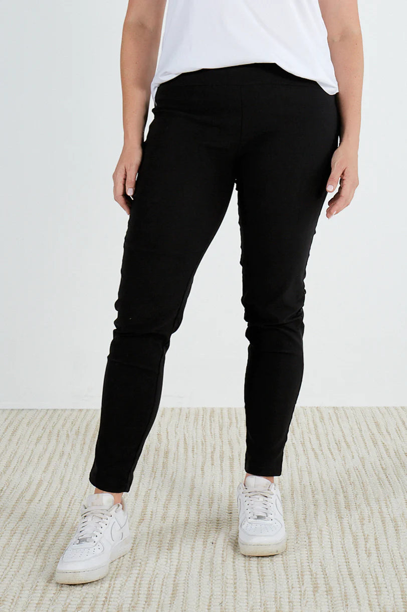 Straight Pant - Black