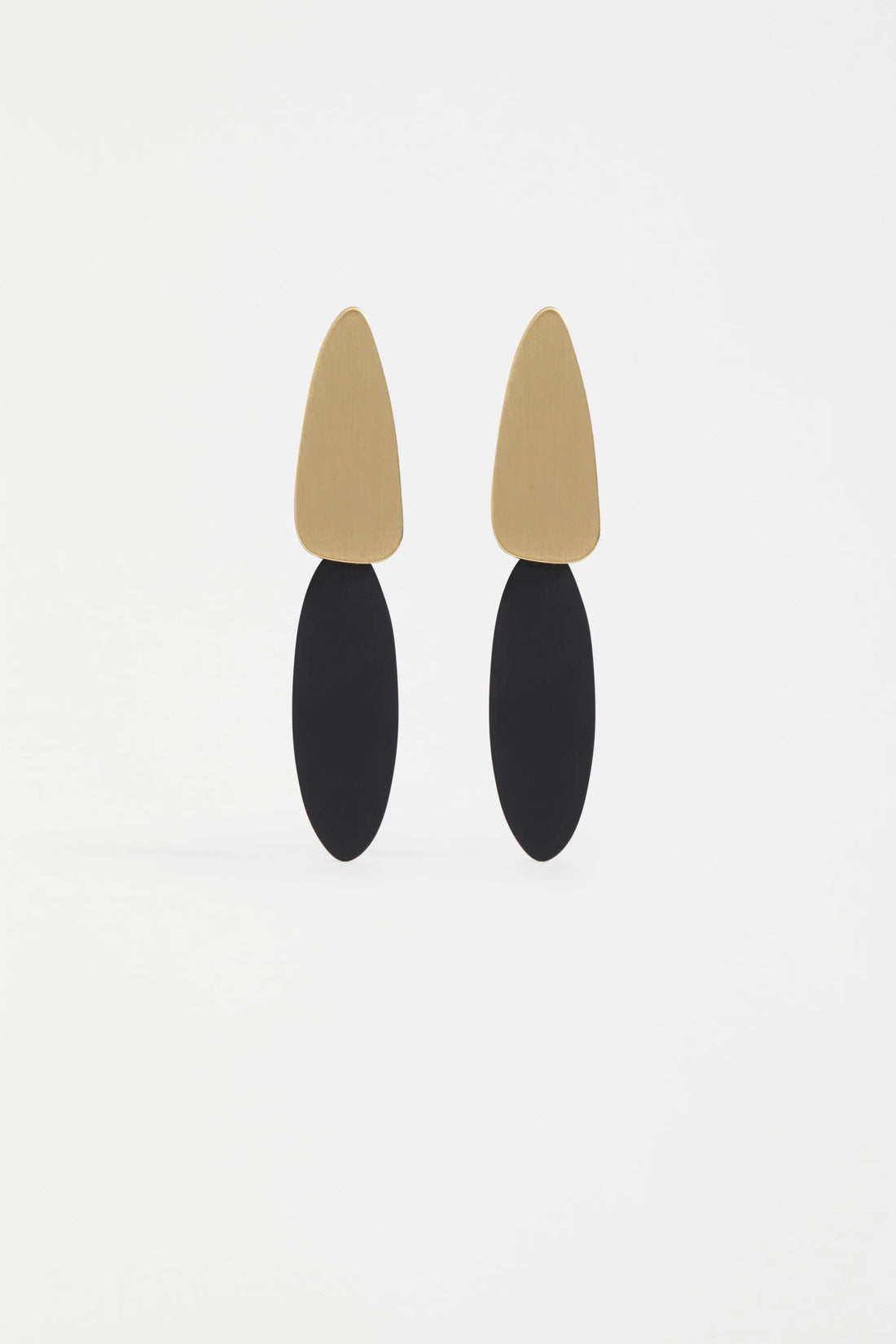 elk finn long drop earring black