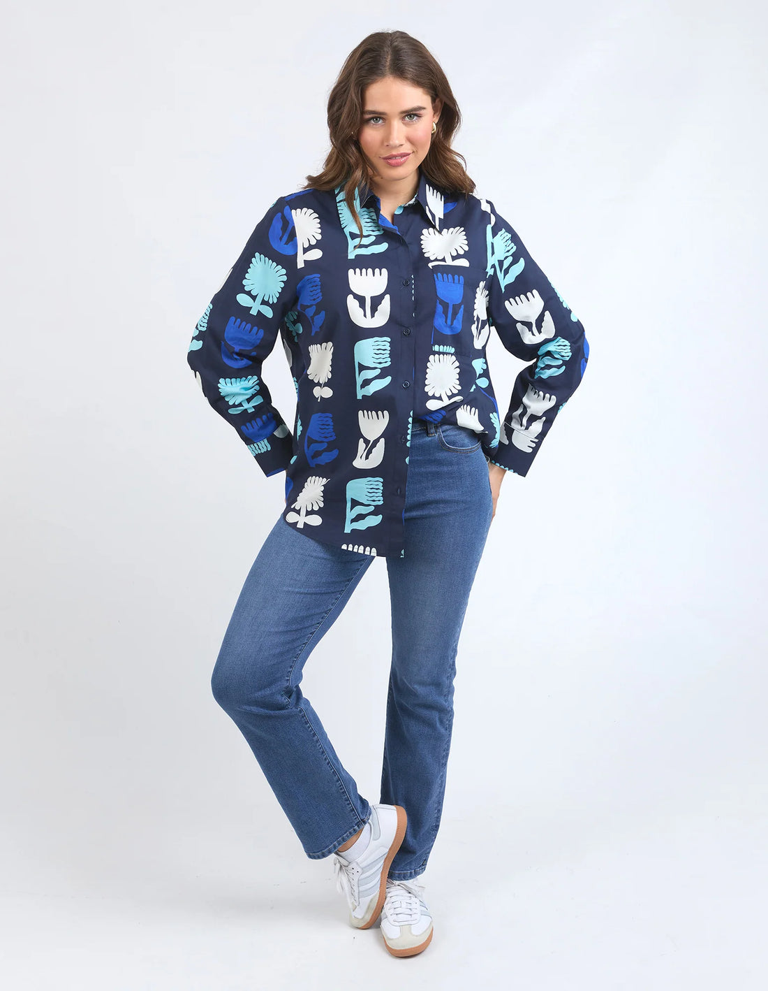 woman wearing Madeline Stamer Shirt - Navy and denim pants front view