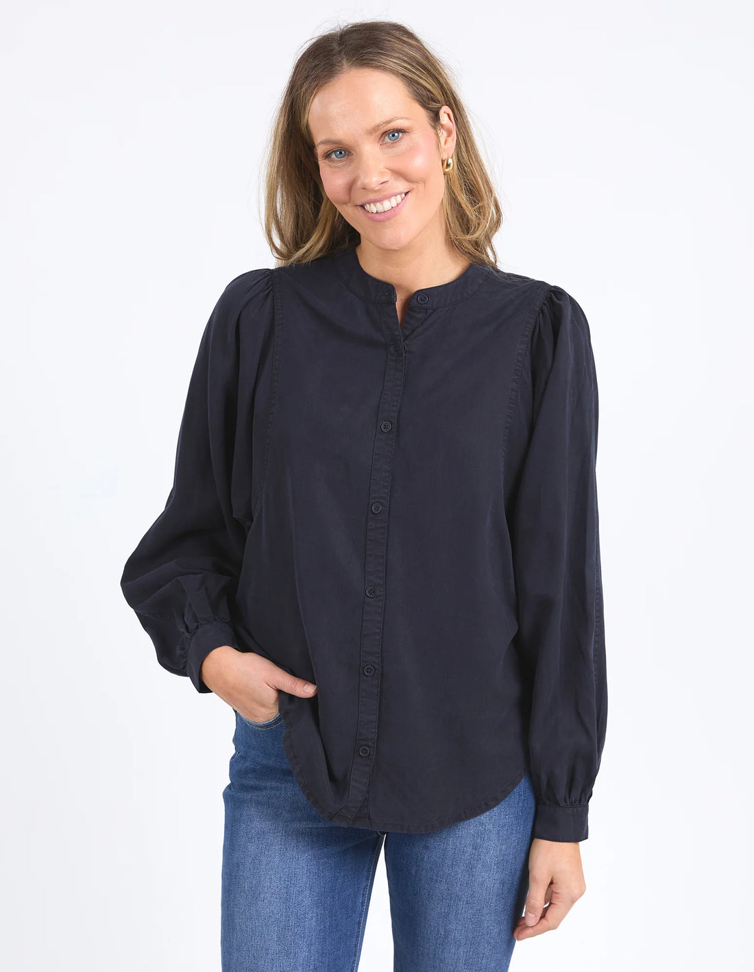 woman wearing Bailey Shirt Navy and denim pants