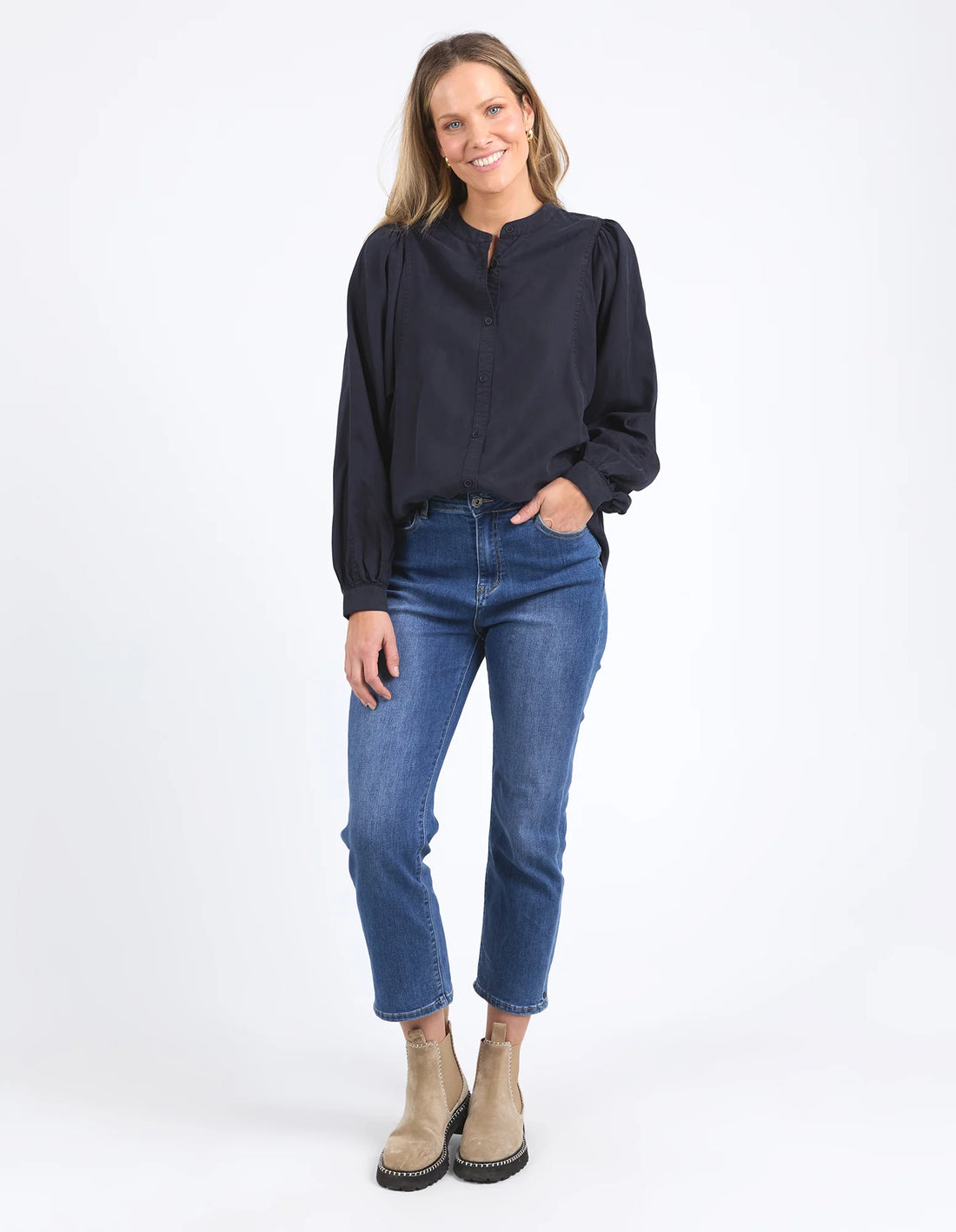  woman wearing Bailey Shirt Navy and denim pants