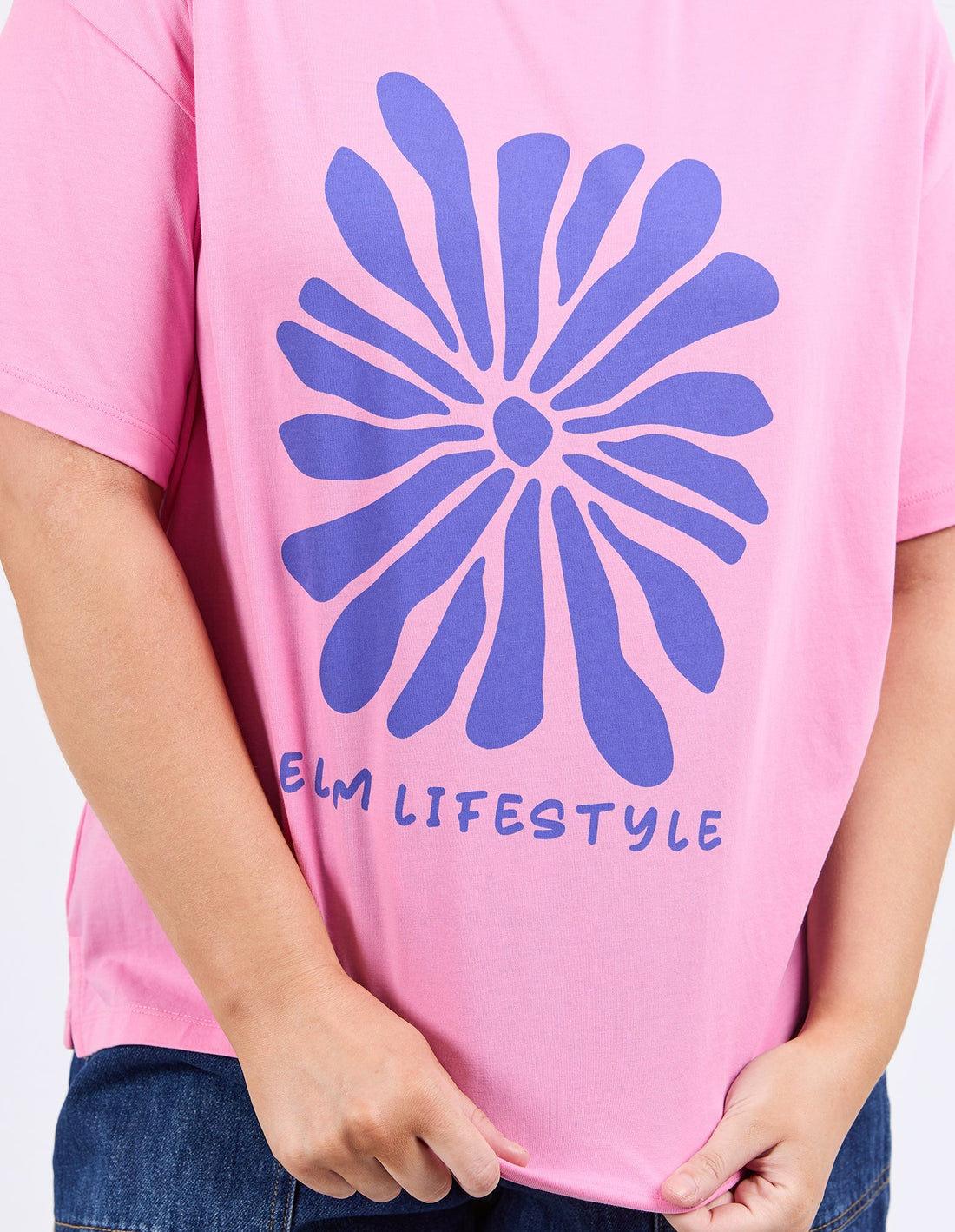 Camelia Tee- Chateau Rose