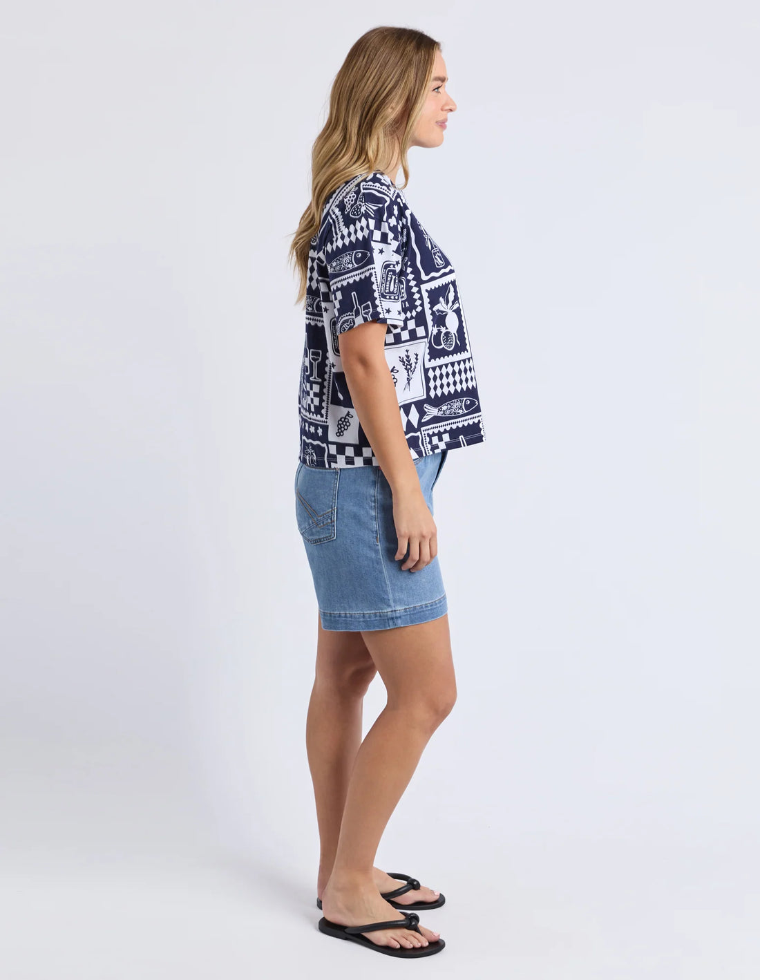 Chin Chin Tee - Navy