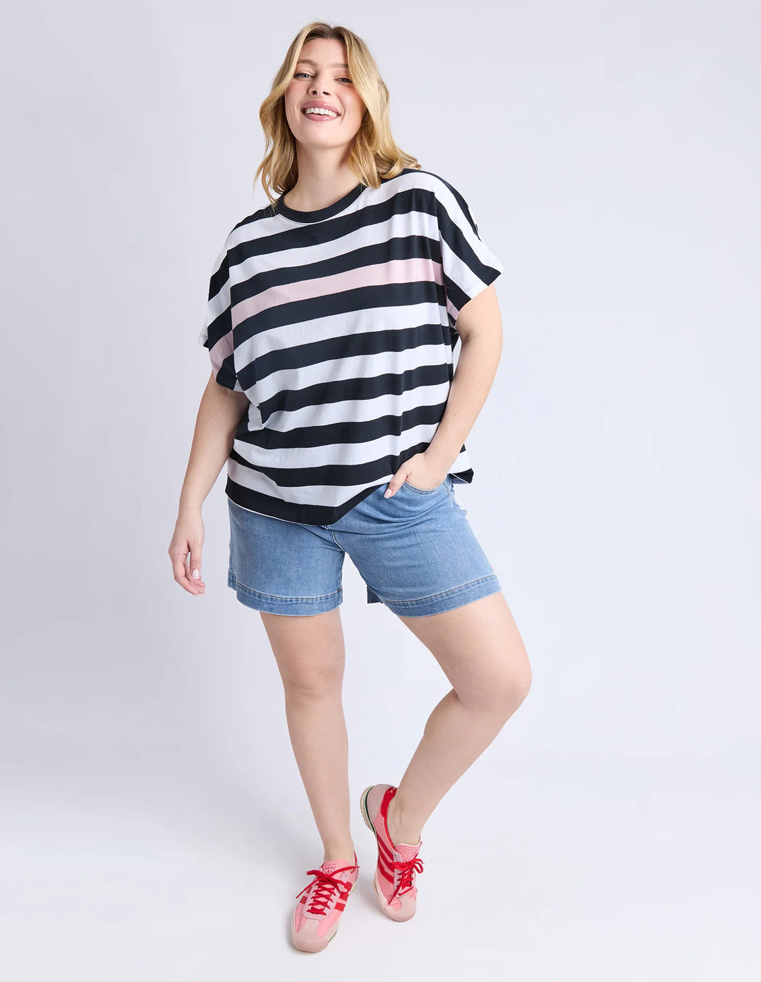 Sorrento Tee - Black & White