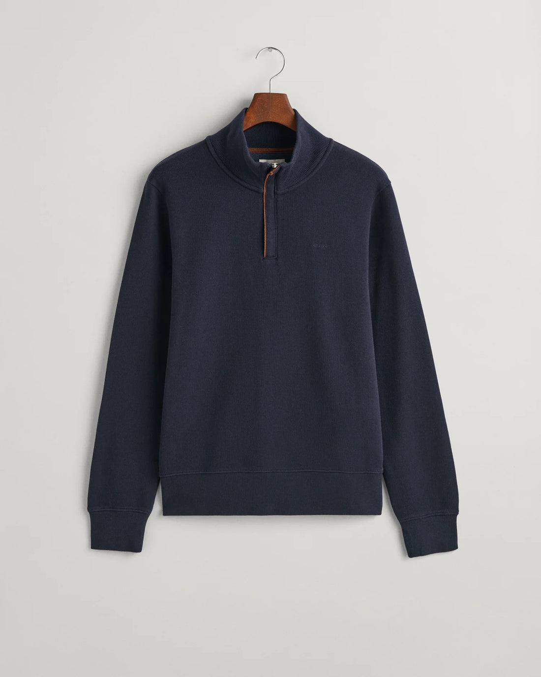 gant sacker rib half zip sweatshirt in evening blue in hanger