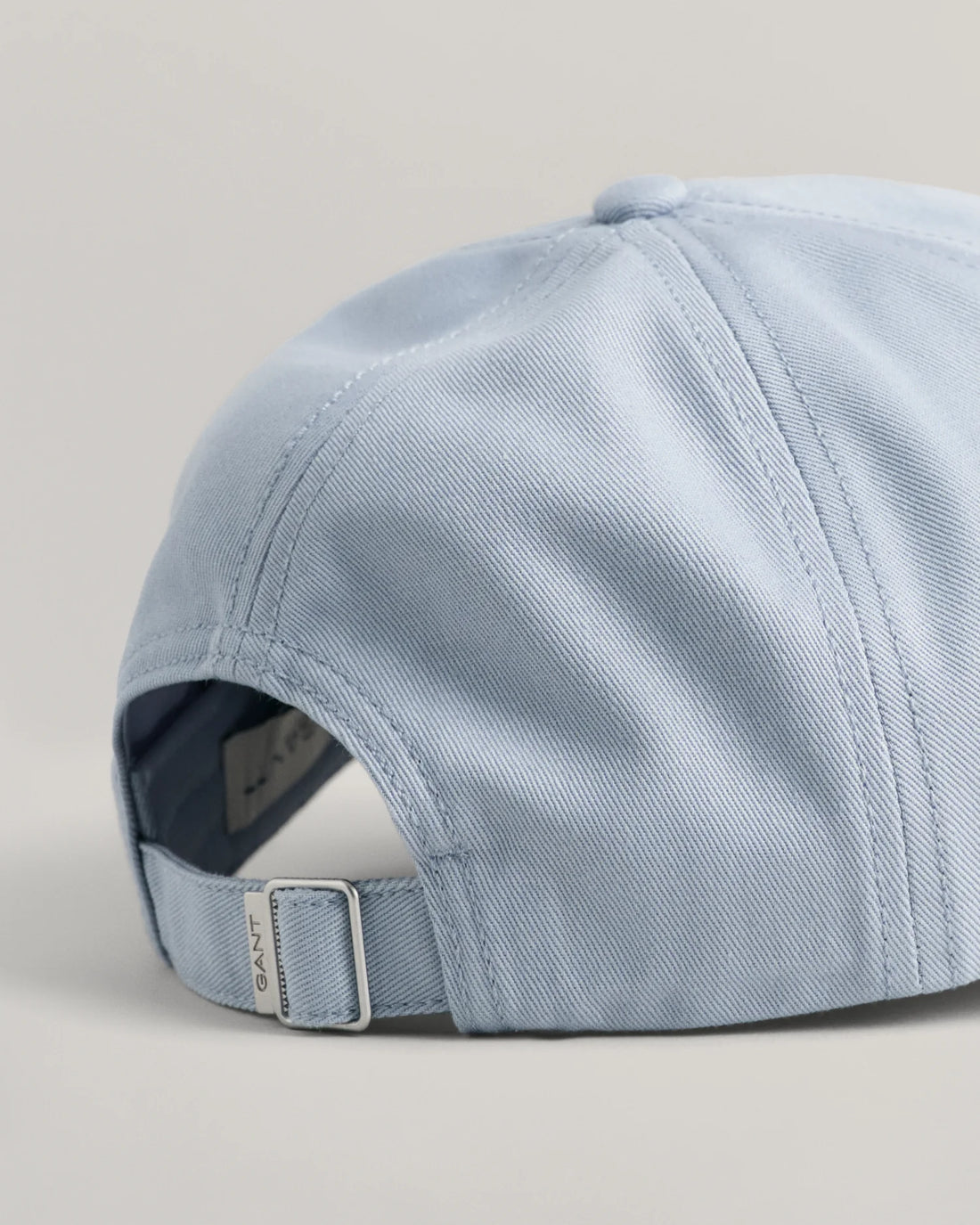 back details of gant shield cap in dove blue