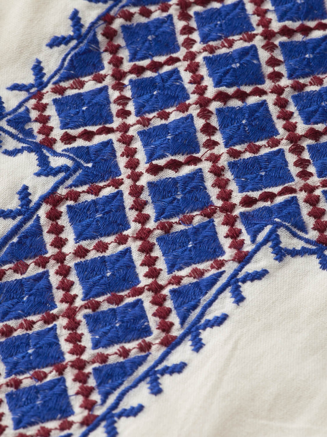 Embroidered details of Maxi Dress - Soft Ice