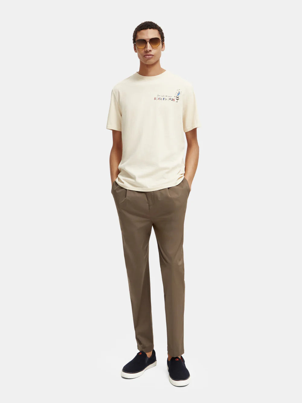 Regular-Fit Artwork T-Shirt - Stone 173011