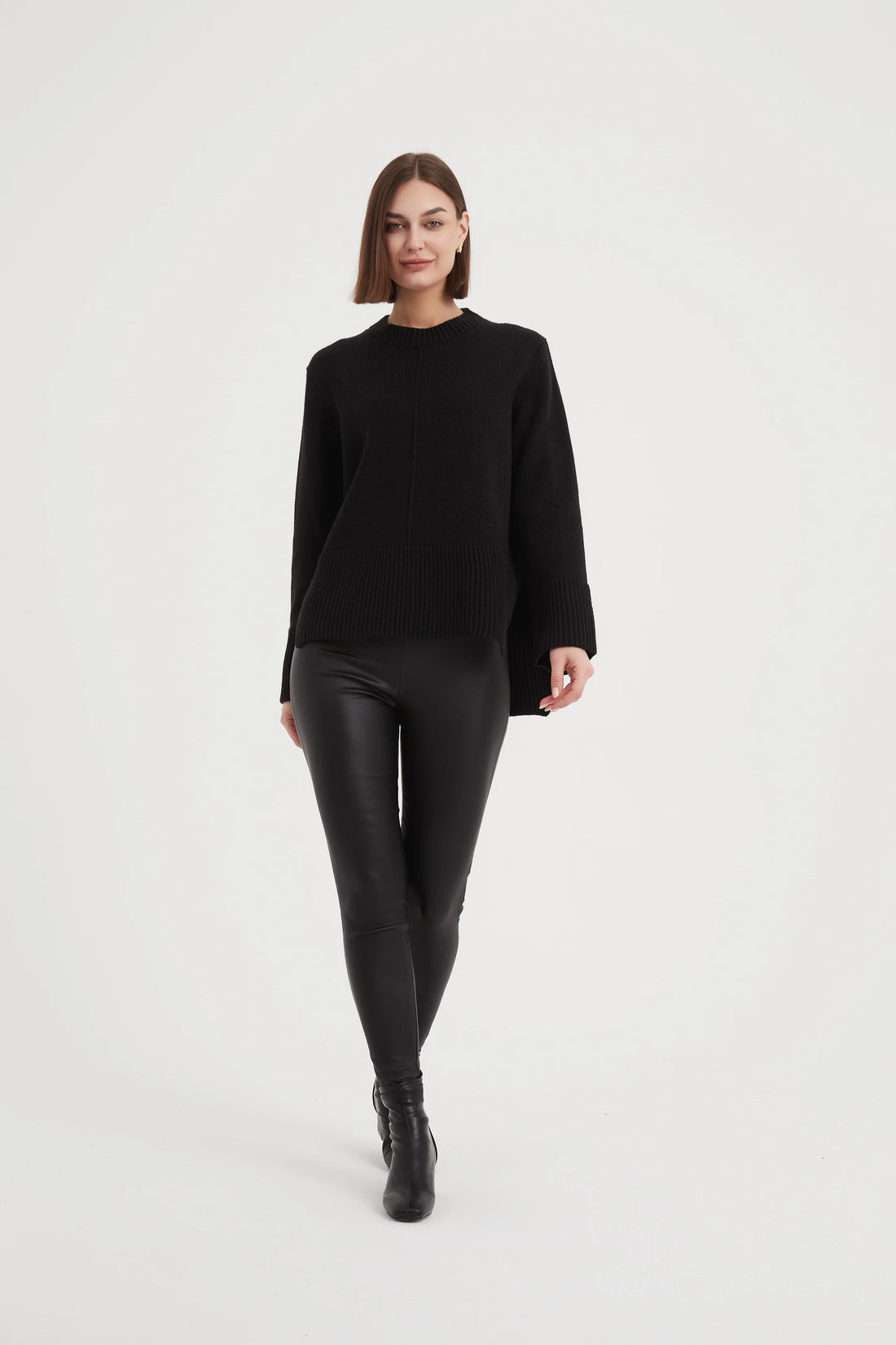 Deep Split Knit - Black